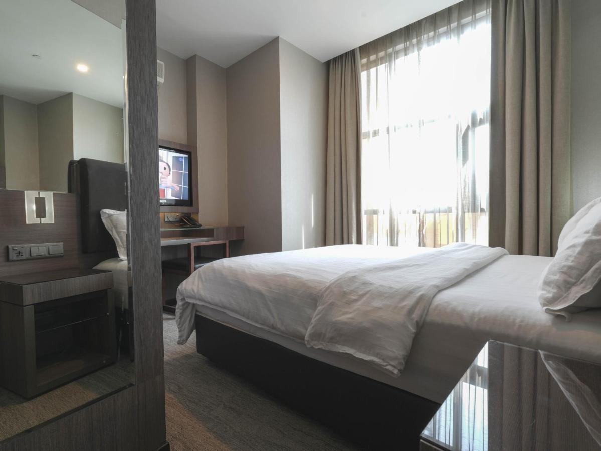 Amrise Hotel Kitchener سنغافورة المظهر الخارجي الصورة